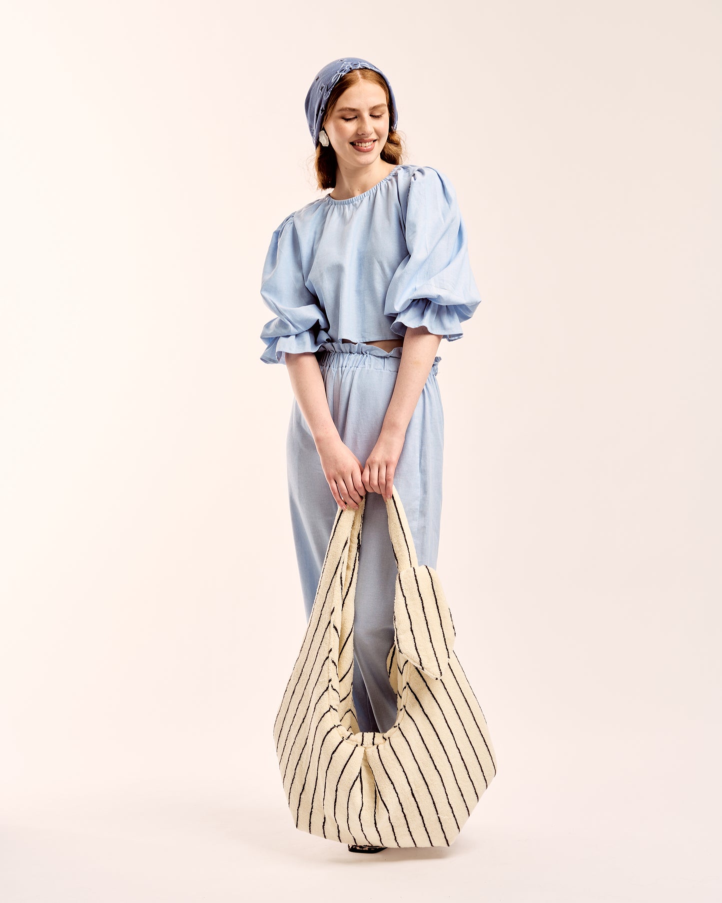 Billy Beach Bag in Vanilla/Charcoal Grey
